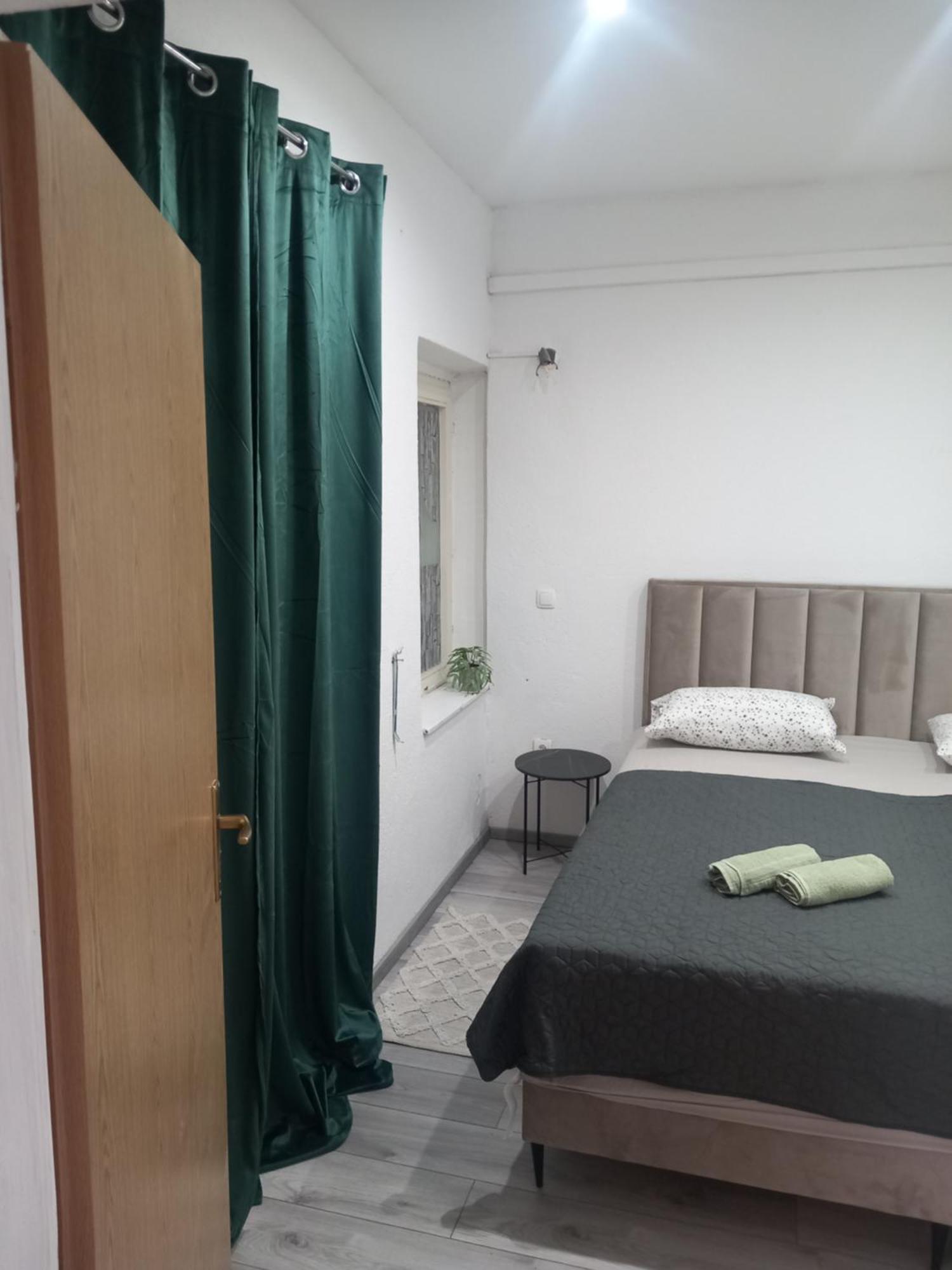 Apartmani Goga Биоград-на-Мору Экстерьер фото